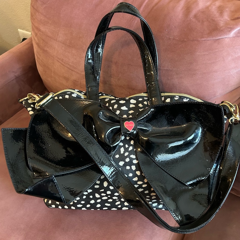 Betsey Johnson Purse!